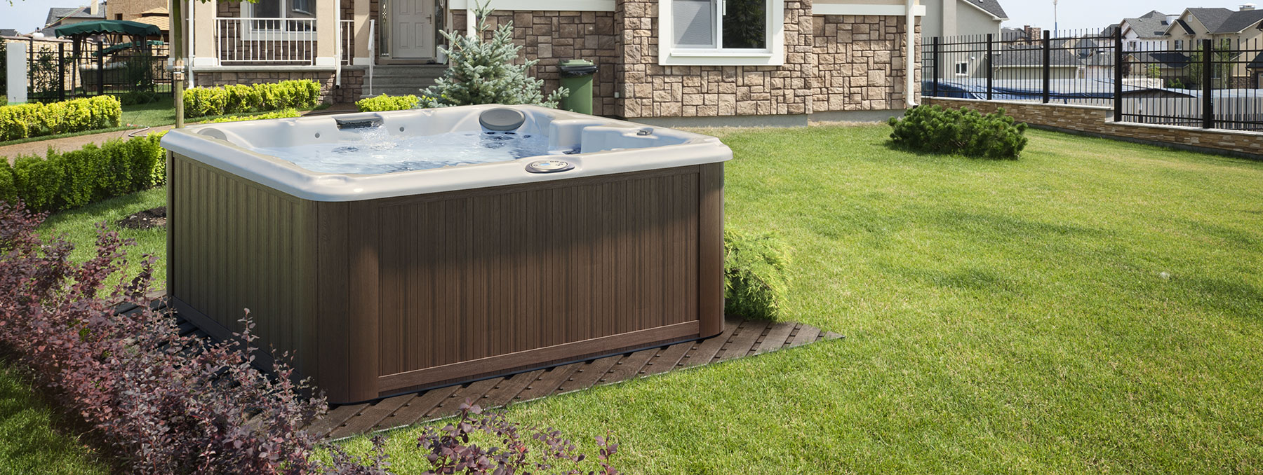 Explore Sundance® Spas Features